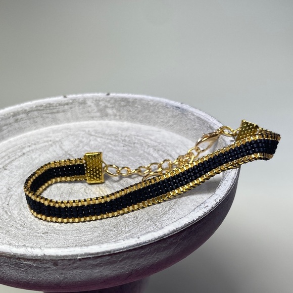 Black and Gold  loom-beaded bracelet Miyuki Delica Seed Beads - Picture 9 of 11